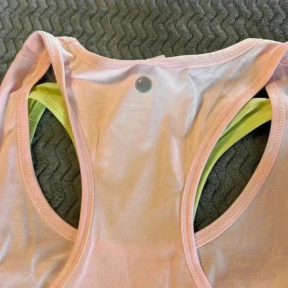 Forget Me Not Set of 2 XL Yogalicious Tank Tops (Tags were removed!) - Picture 9 of 13